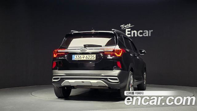 Kia Seltos из Кореи Encar