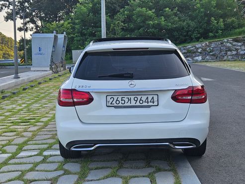 Mercedes-Benz C-Class C220 d 4MATIC Estate — пробег 110 439 км — фото 4 из 5