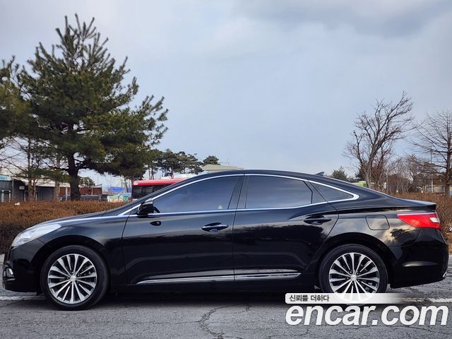 Hyundai Grandeur HG300 Exclusive — пробег 159 000 км — фото 4 из 5