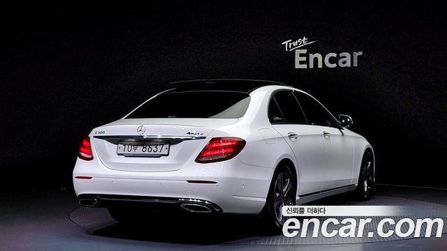 Mercedes-Benz E-Class из Кореи Encar