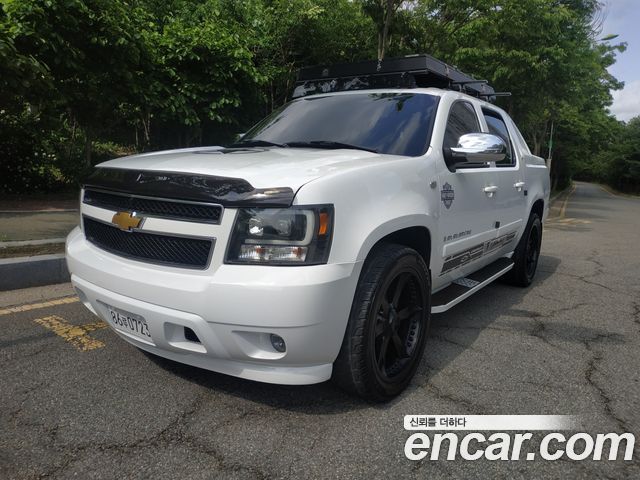 Chevrolet Avalanche 5.3 — пробег 80 400 км — фото 1 из 5
