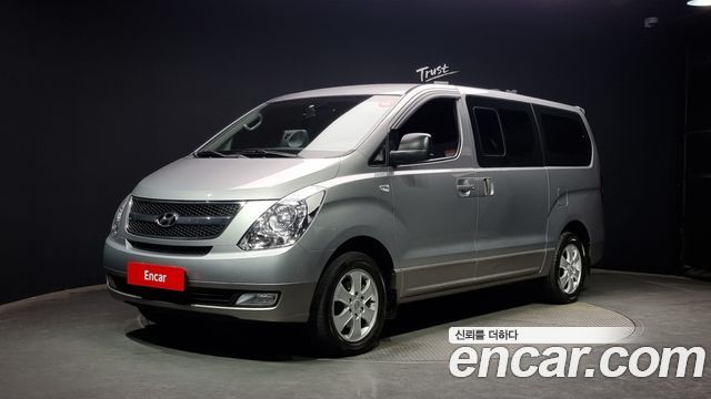 Hyundai Starex 4WD 11-Seater Wagon HVX VIP Package — пробег 142 831 км — фото 1 из 5