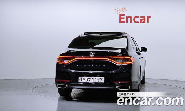 Hyundai Grandeur из Кореи Encar