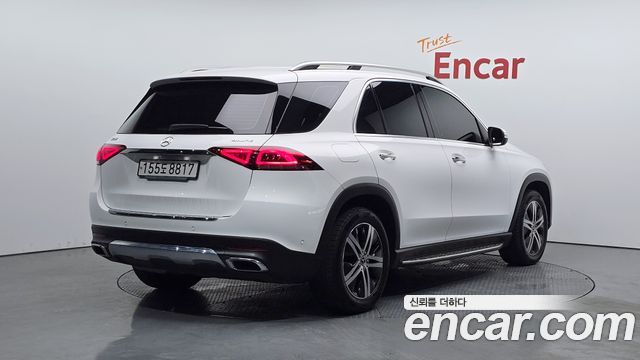 Mercedes-Benz GLE-Class GLE300d 4MATIC — пробег 158 728 км — фото 2 из 5