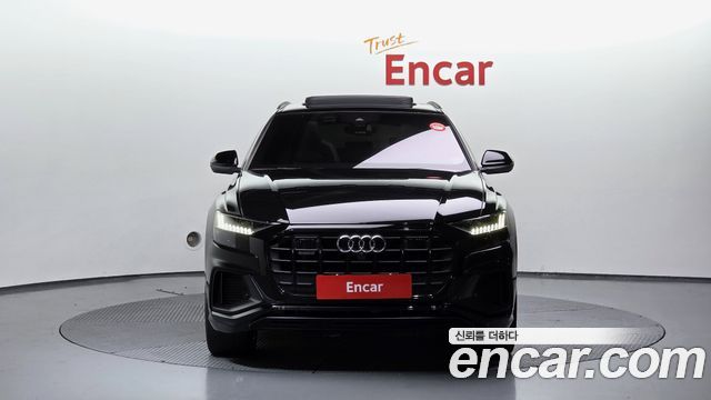 Audi Q8 55 TFSI Quattro Premium — пробег 24 033 км — фото 3 из 5