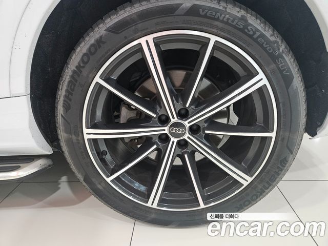 Audi Q7 55 TFSI Quattro Premium — пробег 76 500 км — фото 5 из 5