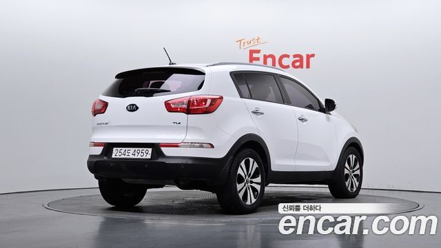 Kia Sportage Diesel 2WD TLX High-Deluxe — пробег 188 619 км — фото 2 из 5