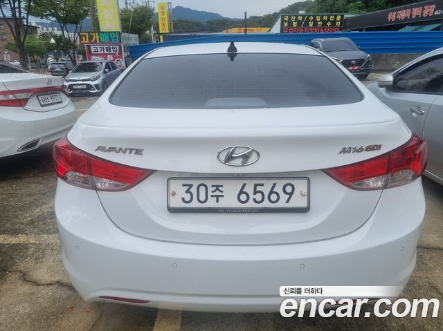 Hyundai AVANTE M16 GDI Premier — пробег 140 448 км — фото 4 из 5
