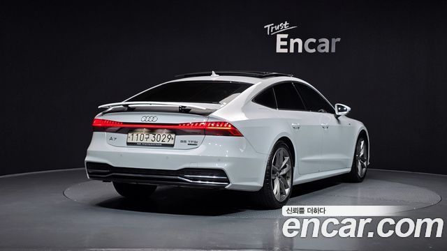 Audi A7 55 TFSI Quattro Premium — пробег 47 676 км — фото 2 из 5