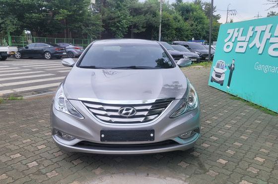 Hyundai Sonata LPI Premier — пробег 160 000 км — фото 3 из 5