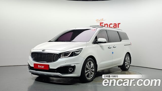 Kia Carnival 9-seater Prestige — пробег 187 012 км — фото 1 из 5