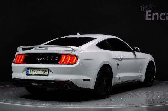 Ford Mustang Coupe — пробег 114 292 км — фото 2 из 5