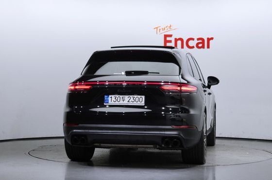 Porsche Cayenne 3.0 PLATINUM EDITION — пробег 20 695 км — фото 4 из 5