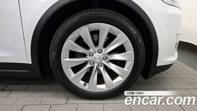 Tesla Model X из Кореи Encar