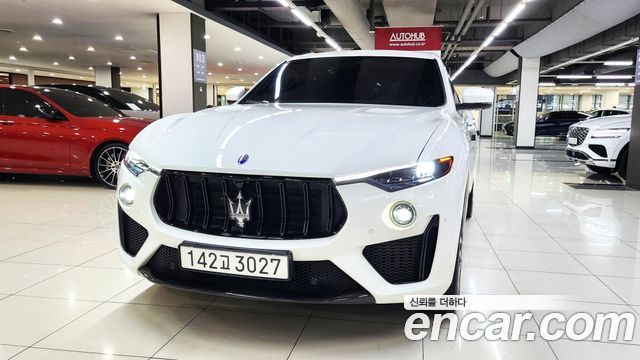 Maserati Levante 3.8 Trofeo — пробег 33 931 км — фото 2 из 5