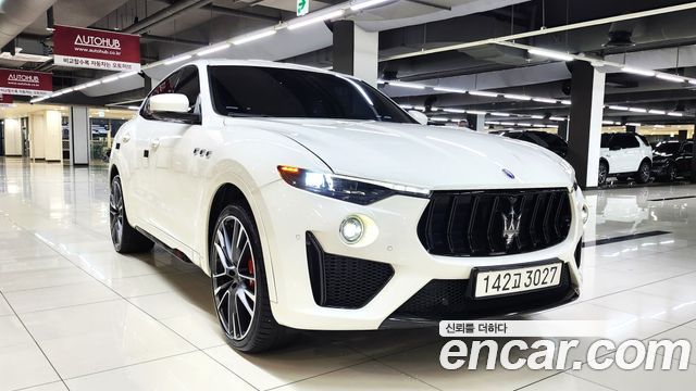 Maserati Levante 3.8 Trofeo — пробег 33 931 км — фото 3 из 5