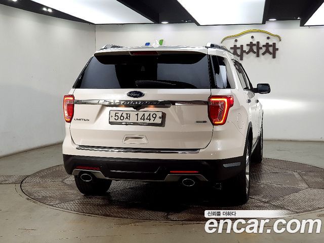 Ford Explorer 2.3 Limited 4WD 5th — пробег 79 574 км — фото 4 из 5