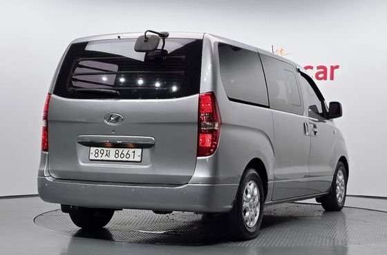 Hyundai Starex 5-Seater VAN CVX Deluxe — пробег 178 503 км — фото 2 из 5