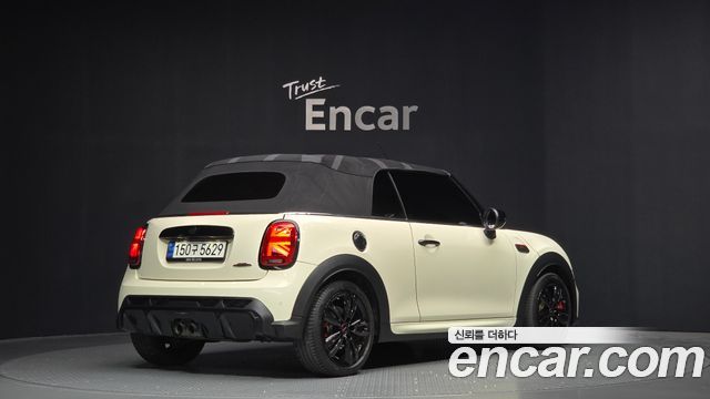 Mini Cooper Convertible JCW 3rd — пробег 75 826 км — фото 2 из 5