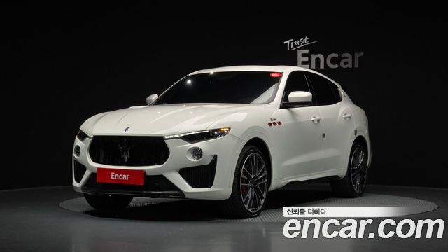 Maserati Levante 3.8 Trofeo — пробег 53 805 км — фото 1 из 5