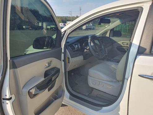 Kia Carnival 9-seater Noblesse — пробег 143 452 км — фото 4 из 5