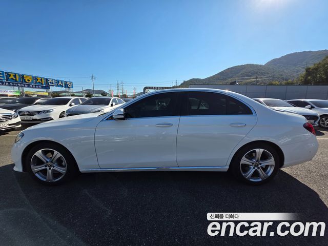 Mercedes-Benz E-Class из Кореи Encar