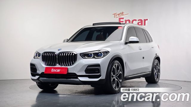 BMW X5 xDrive 40i xLine — пробег 26 788 км — фото 1 из 5
