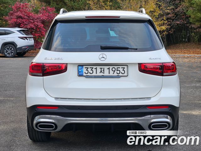 Mercedes-Benz GLB-Class из Кореи Encar