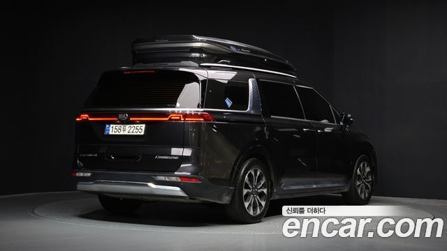 Kia Carnival 7-Seater Signature — пробег 86 108 км — фото 2 из 5