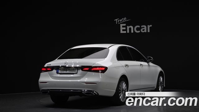 Mercedes-Benz E-Class из Кореи Encar