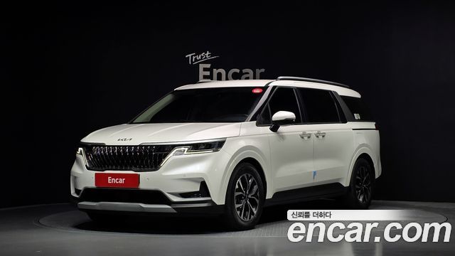 Kia Carnival 9-Seater Prestige — пробег 75 900 км — фото 1 из 5