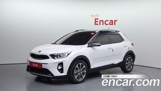 Kia Stonic из Кореи Encar