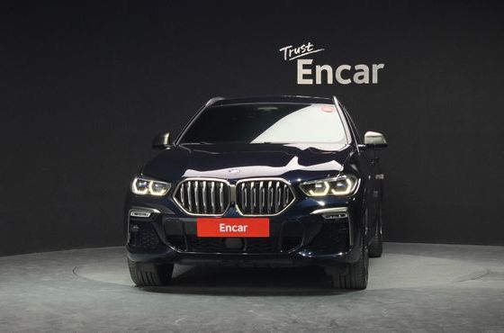 BMW X6 xDrive40i M Sport — пробег 111 944 км — фото 3 из 5