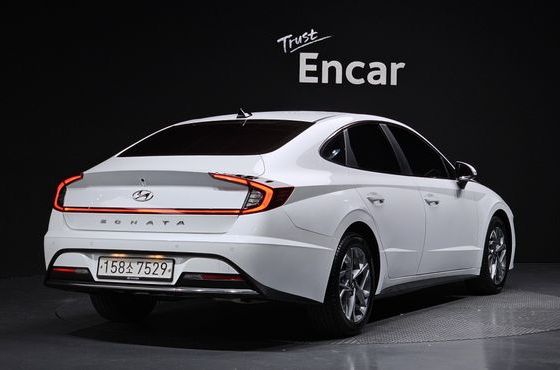 Hyundai Sonata 2.0 Premium Family — пробег 20 773 км — фото 2 из 5
