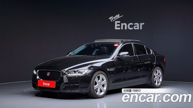 Jaguar XE 20d Portfolio — пробег 44 093 км — фото 1 из 5