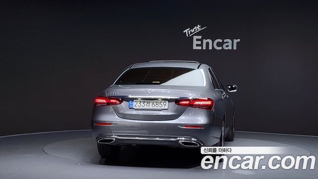 Mercedes-Benz E-Class из Кореи Encar
