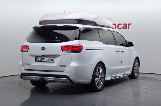 Kia Carnival 9-seater Hi-Limousine Prestige High roof — пробег 119 650 км — фото 3 из 5