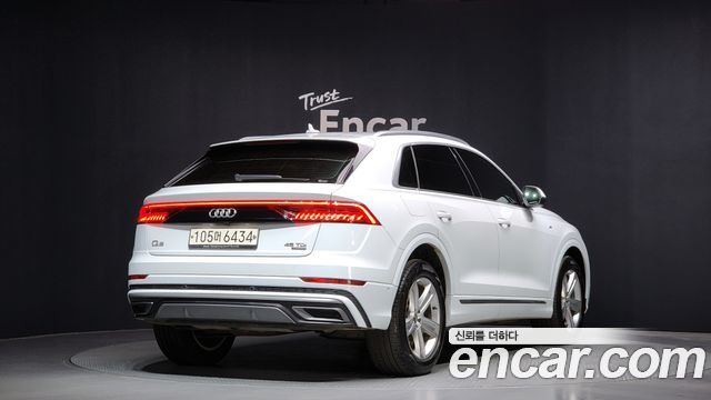 Audi Q8 45 TDI Quattro Premium — пробег 175 436 км — фото 2 из 5