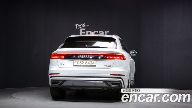 Audi Q8 45 TDI Quattro Premium — пробег 175 436 км — фото 4 из 5