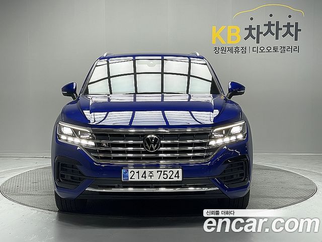 Volkswagen Touareg 3.0 TDI R-Line — пробег 35 710 км — фото 3 из 5