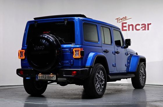 Jeep Wrangler 2.0 Overland Power Top 4Door 4xe — пробег 46 045 км — фото 2 из 5