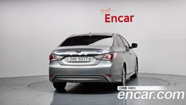 Hyundai Sonata 2.0 Premium — пробег 98 690 км — фото 4 из 5