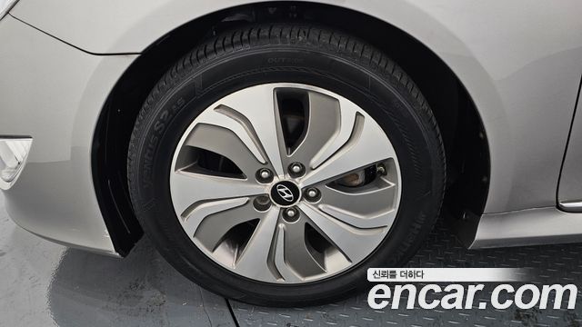 Hyundai Sonata 2.0 Premium — пробег 98 690 км — фото 5 из 5