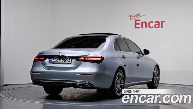 Mercedes-Benz E-Class из Кореи Encar