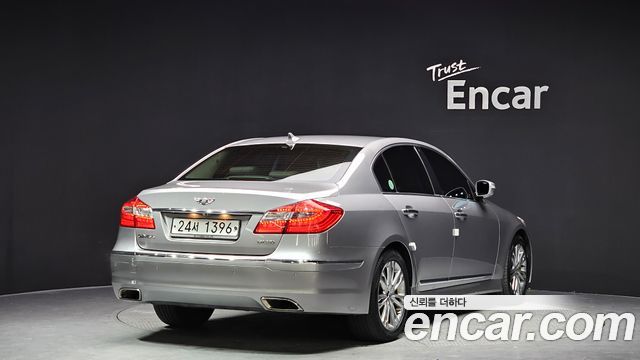 Hyundai Genesis из Кореи Encar