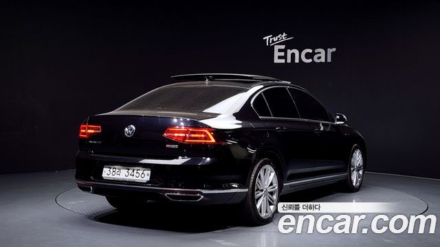 Volkswagen Passat из Кореи Encar