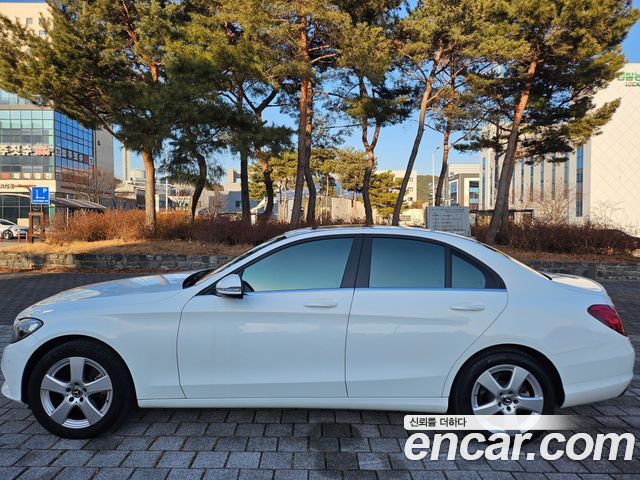 Mercedes-Benz C-Class из Кореи Encar