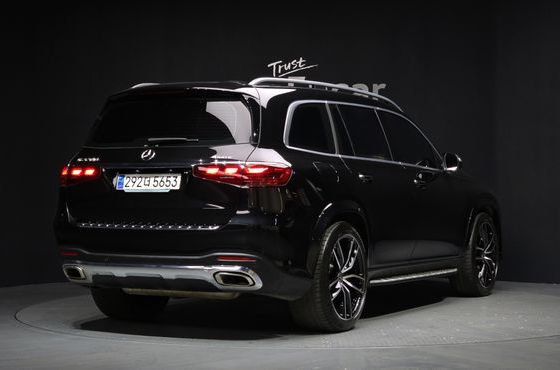 Mercedes-Benz GLS-Class GLS580 4MATIC — пробег 102 881 км — фото 2 из 5