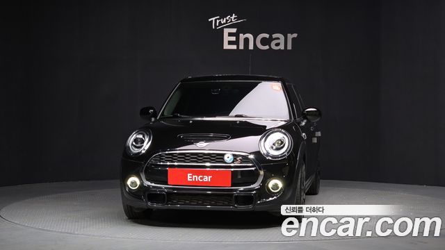 Mini Cooper 5Door HIGH 3rd — пробег 17 107 км — фото 3 из 5