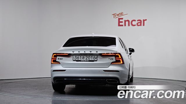 Volvo S60 из Кореи Encar